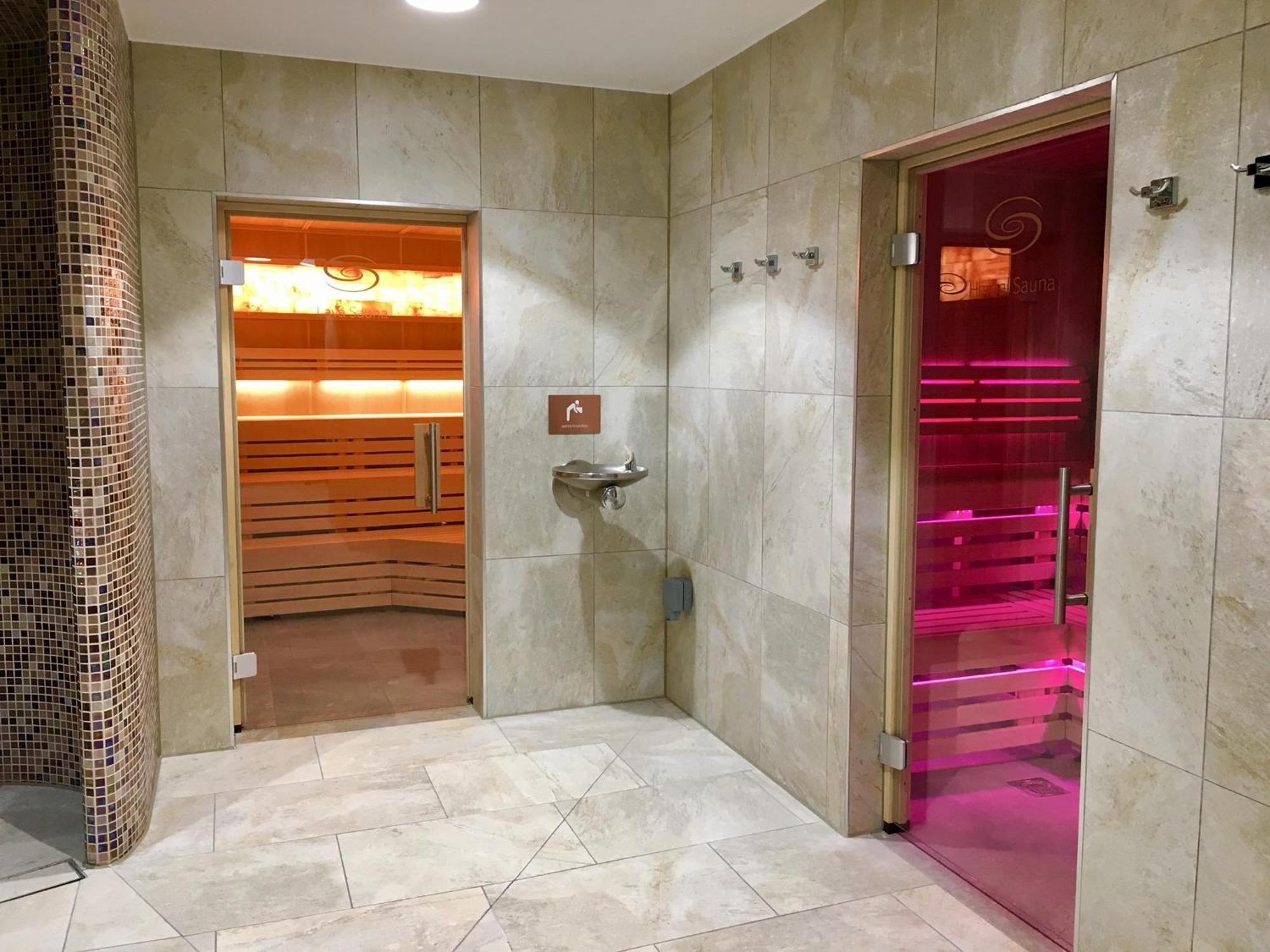 Spacious Primrose Lodge For 6 With Hot Tub At A Spa Resort Chudleigh Exterior foto